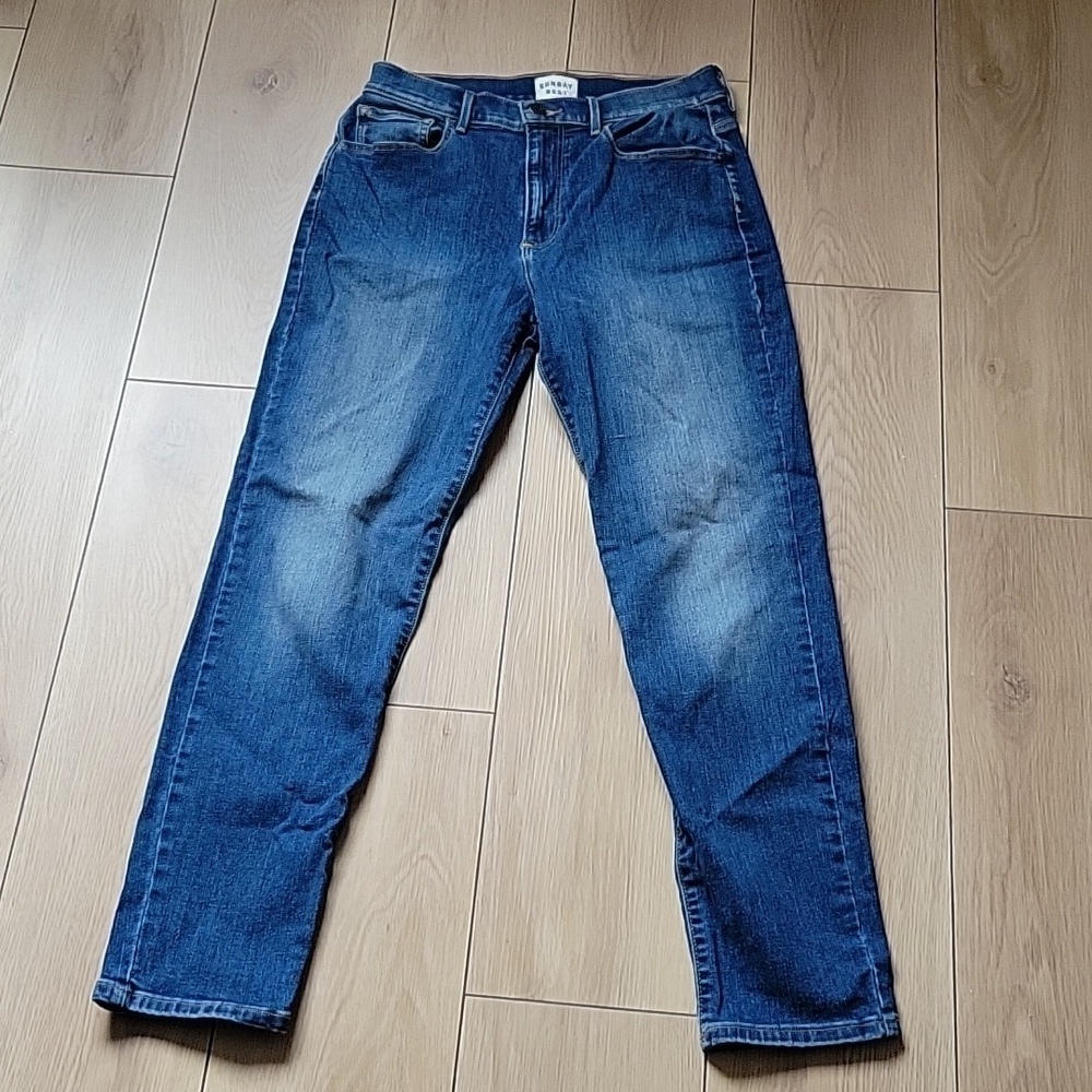 ARITZIA SUNDAY BEST Straight Leg High Rise Jeans size 4